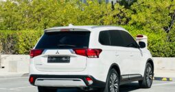 Mitsubishi Outlander 2023