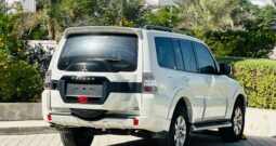 Mitsubishi Pajero 2022