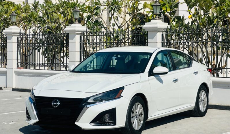Nissan Altima 2023