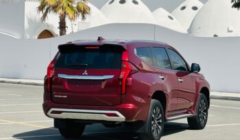 Mitsubishi Montero Sport 2021 red full