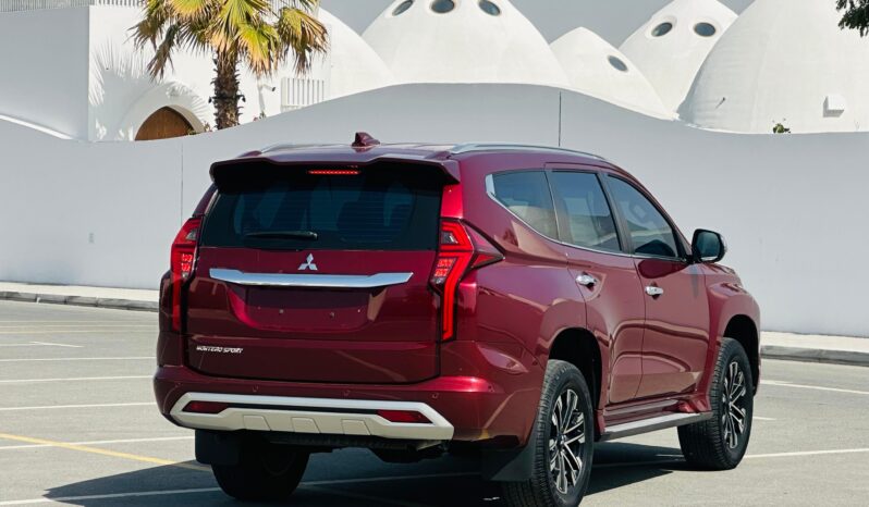 Mitsubishi Montero Sport 2021 red full