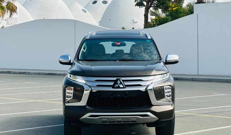 Mitsubishi Montero Sport 2021 Brown full